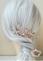 Изящна кристална украса за коса на гребен цвят светла праскова от серията Romantic Touch by Rosie